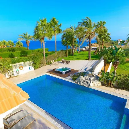 Dioni Villa Paralimni