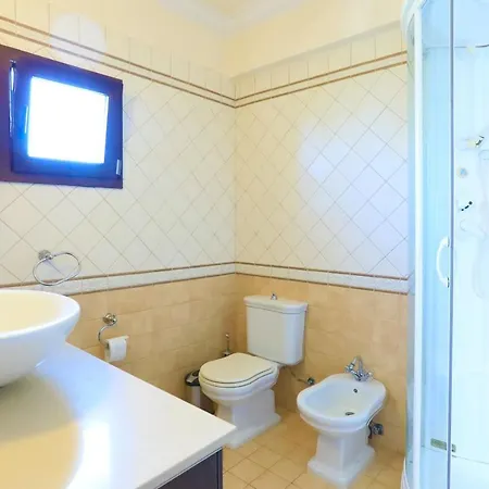 Dioni Villa *